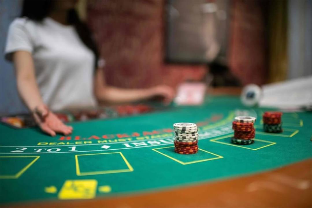 Gợi ý kinh nghiệm đánh bạc tại Golden Sand Hotel & Casino