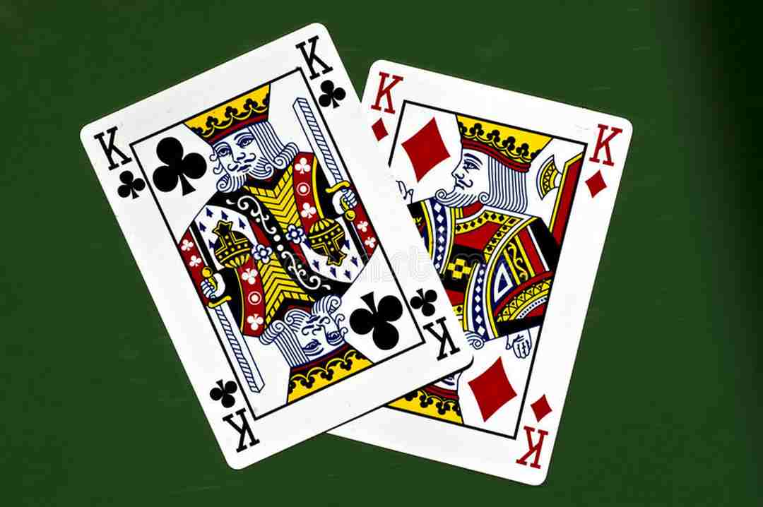 Cá cược online nhưng không hề nhàm chán tại King’s Poker